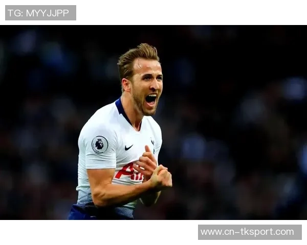 凯恩的传奇之路：从天才少年到足球巨星的成长历程与成就分析